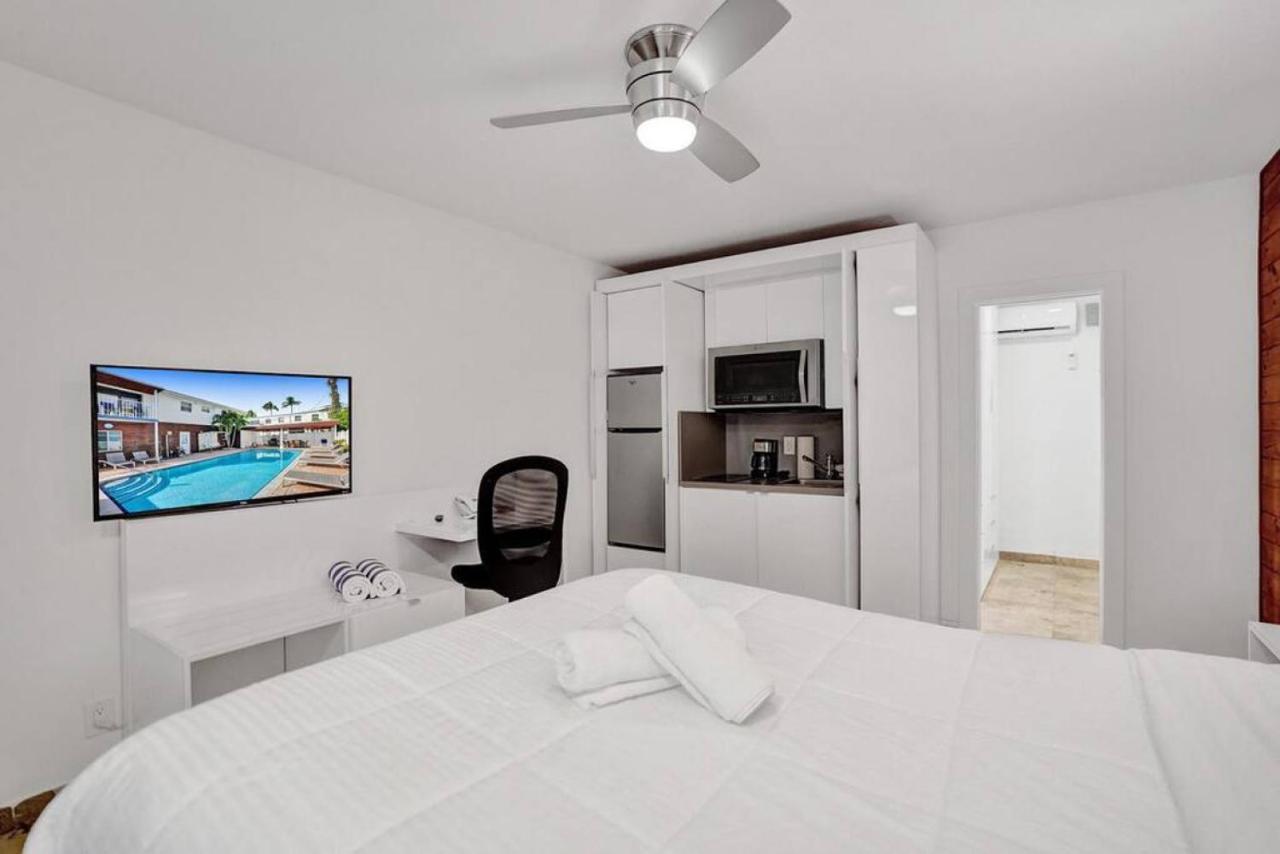 Waves Beach Town Cozy Studio Apartment Pompano Beach Ngoại thất bức ảnh